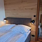 Ξενοδοχείο με διαμερίσματα The At Bad Gastein