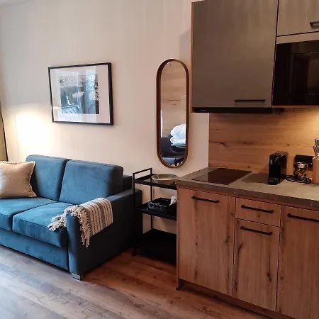 The At アパートホテル 3*