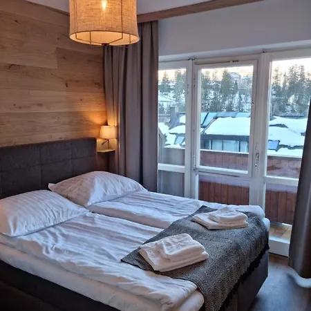 アパートホテル The At