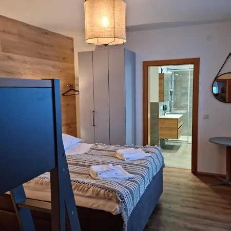 The At Apartmanhotel