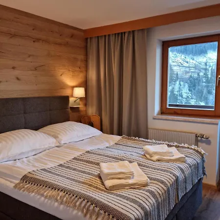 The At アパートホテル 3*