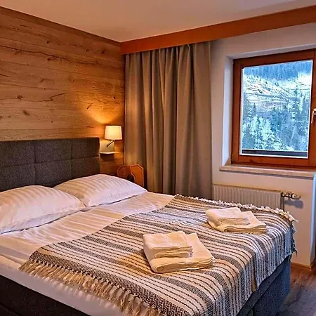 Aparthotel The At